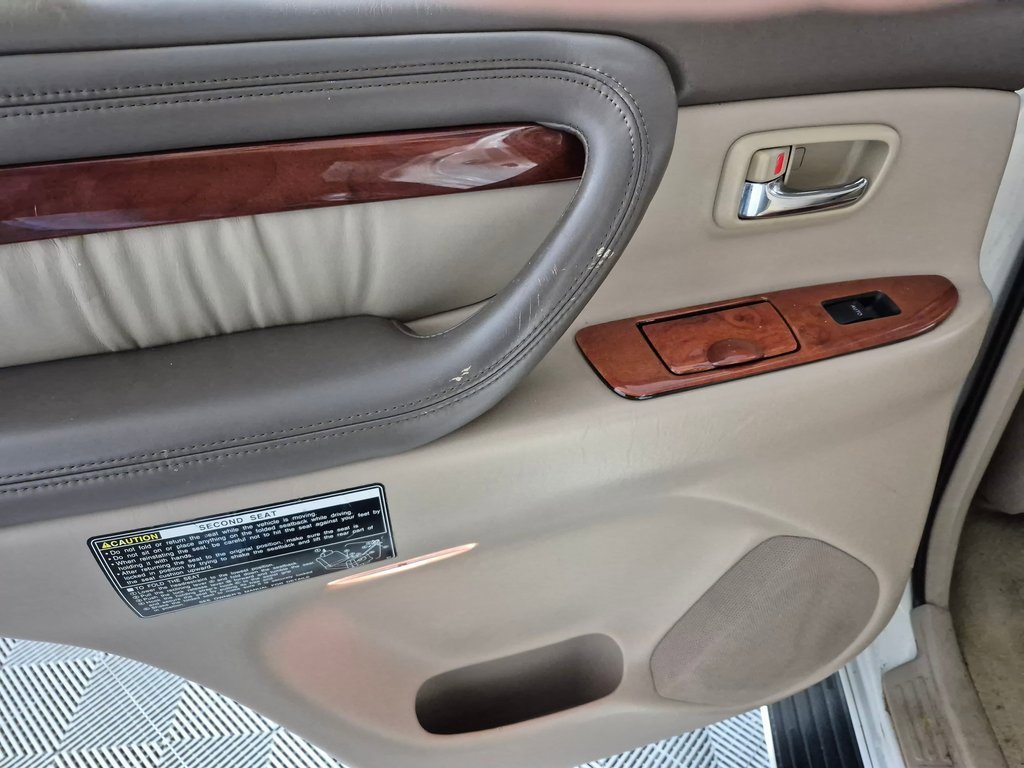 Used 2002 Lexus LX 470 4WD image 10