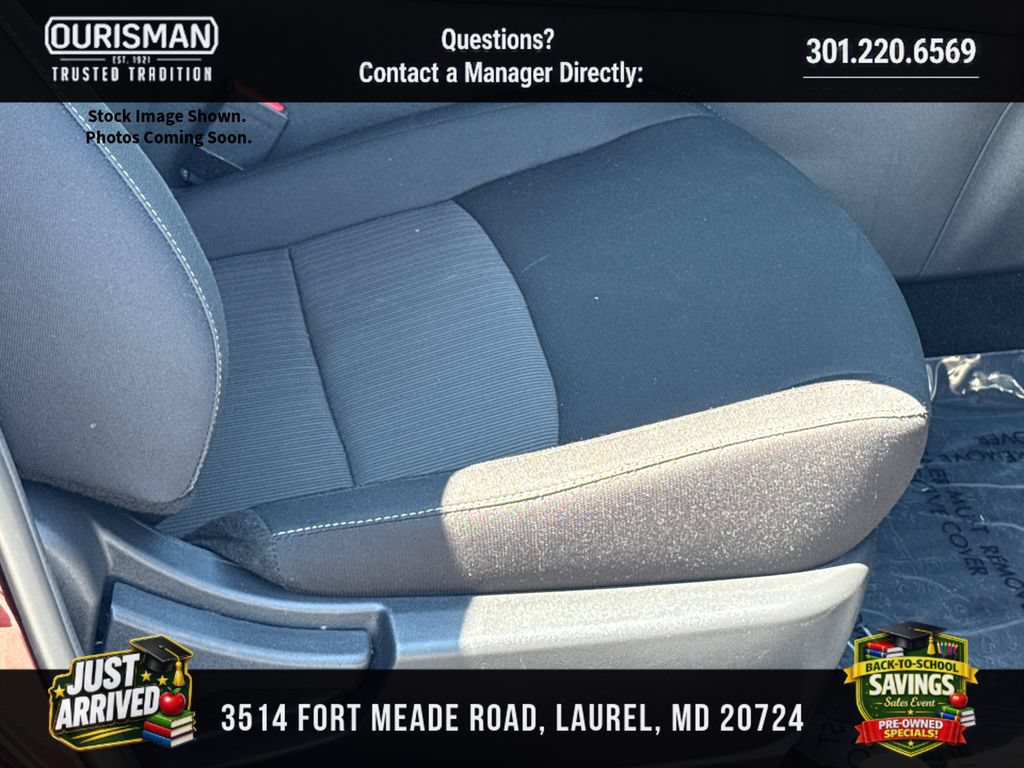 Used 2025 Nissan Sentra SV FWD image 9