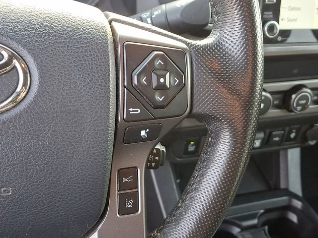 Used 2020 Toyota Tacoma TRD Off-Road image 25