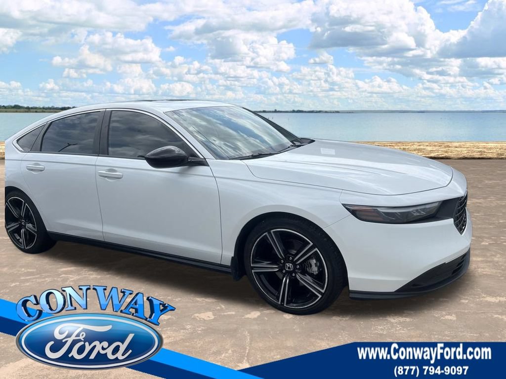 Used 2024 Honda Accord Sport image 1
