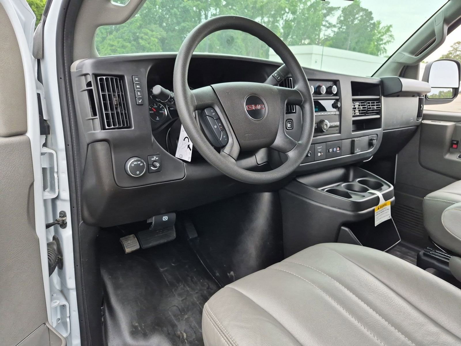 New 2026 GMC Savana 2500 w/ Driver Convenience Package RWD image 14