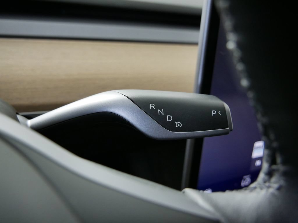 Used 2022 Tesla Model Y Performance AWD/4WD image 29