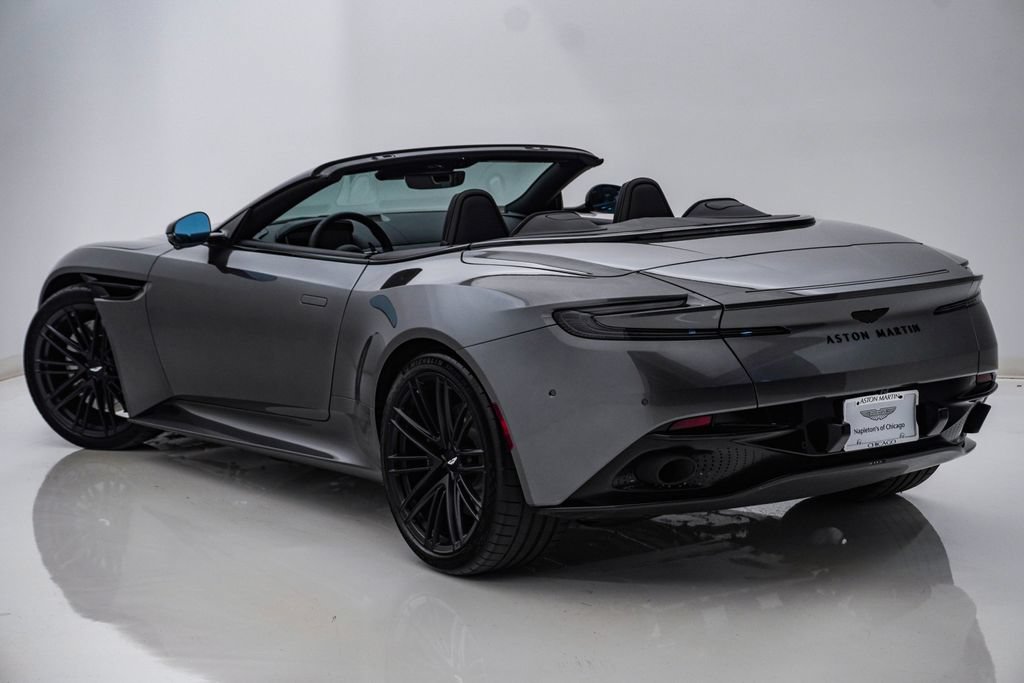 Used 2024 Aston Martin DB12 Convertible RWD image 12