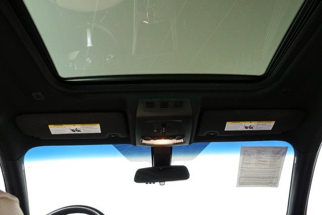 Used 2017 BMW X4 xDrive28i image 19