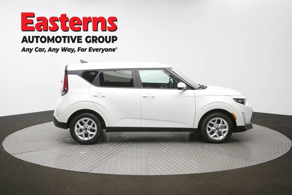 Used 2024 Kia Soul LX w/ Option Group 015 FWD image 44