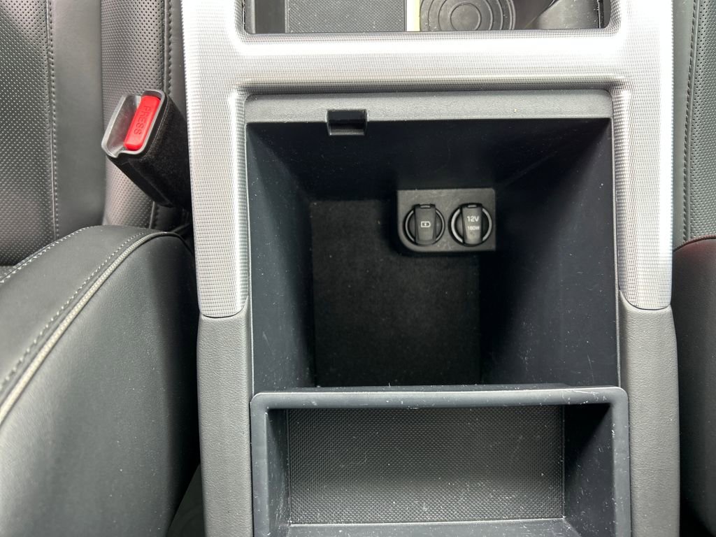 Used 2024 Hyundai Palisade Calligraphy image 22