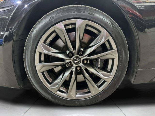 Used 2018 Lexus LS 500 F Sport w/ Accessory Package (Z1) AWD/4WD image 52