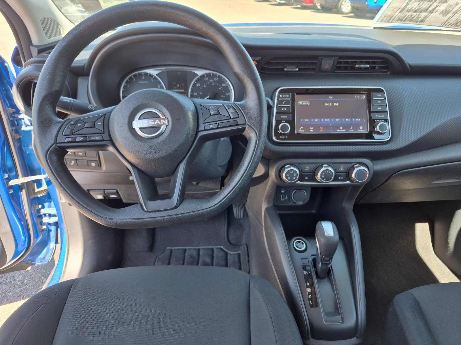 Used 2024 Nissan Kicks S w/ Interior Electronics Package FWD image 18