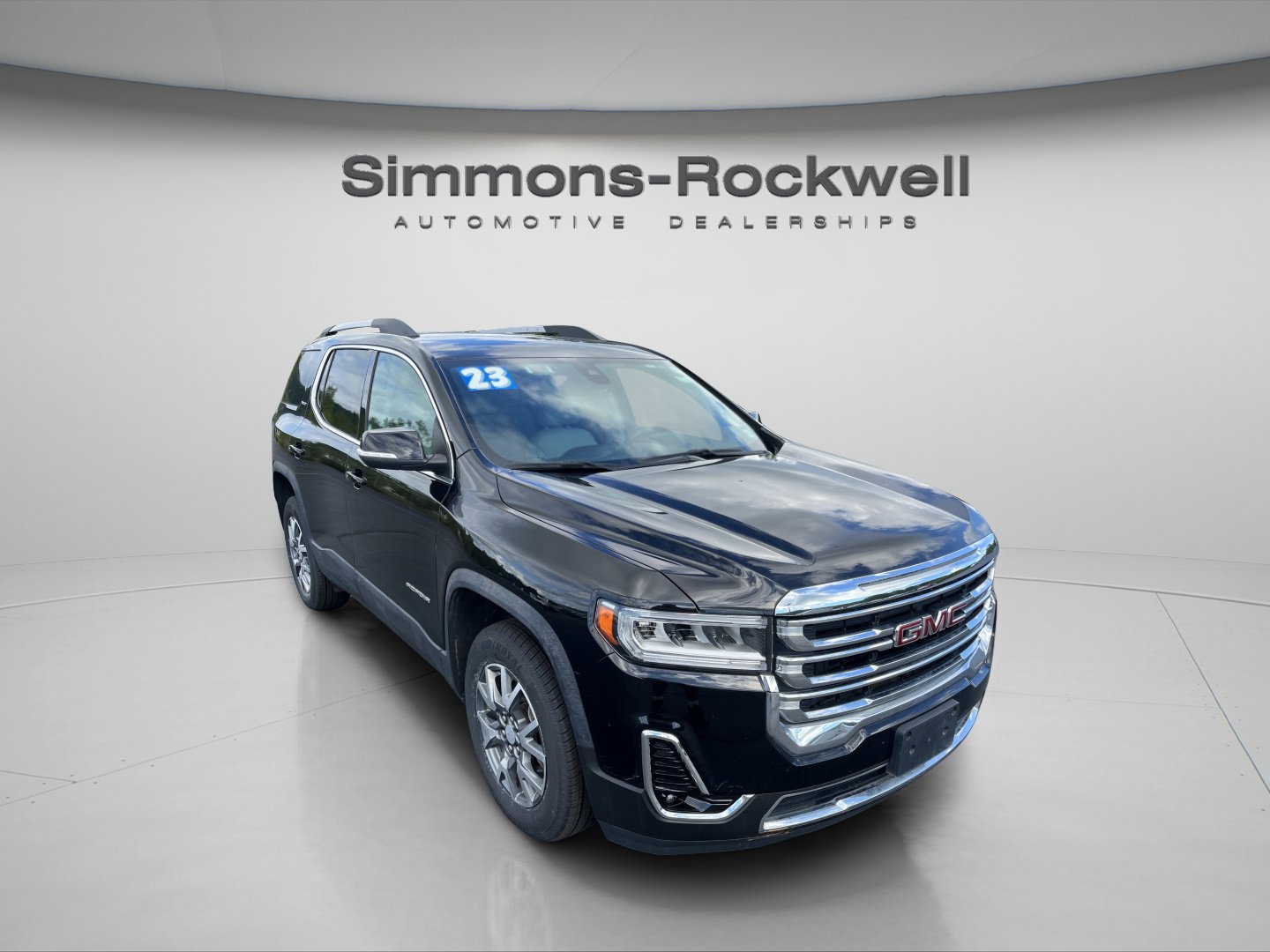 Used 2023 GMC Acadia SLT image 3