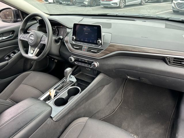 Used 2023 Nissan Altima 2.5 SV FWD image 29