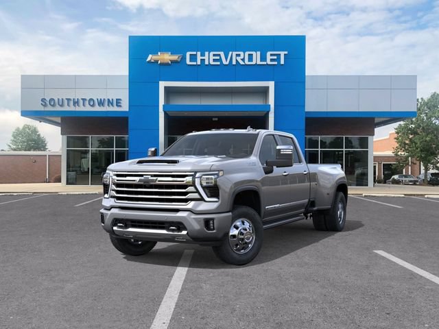 New 2026 Chevrolet Silverado 3500 High Country w/ Technology Package AWD/4WD image 8