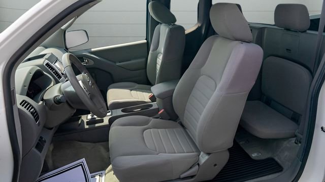 Used 2018 Nissan Frontier S RWD image 13