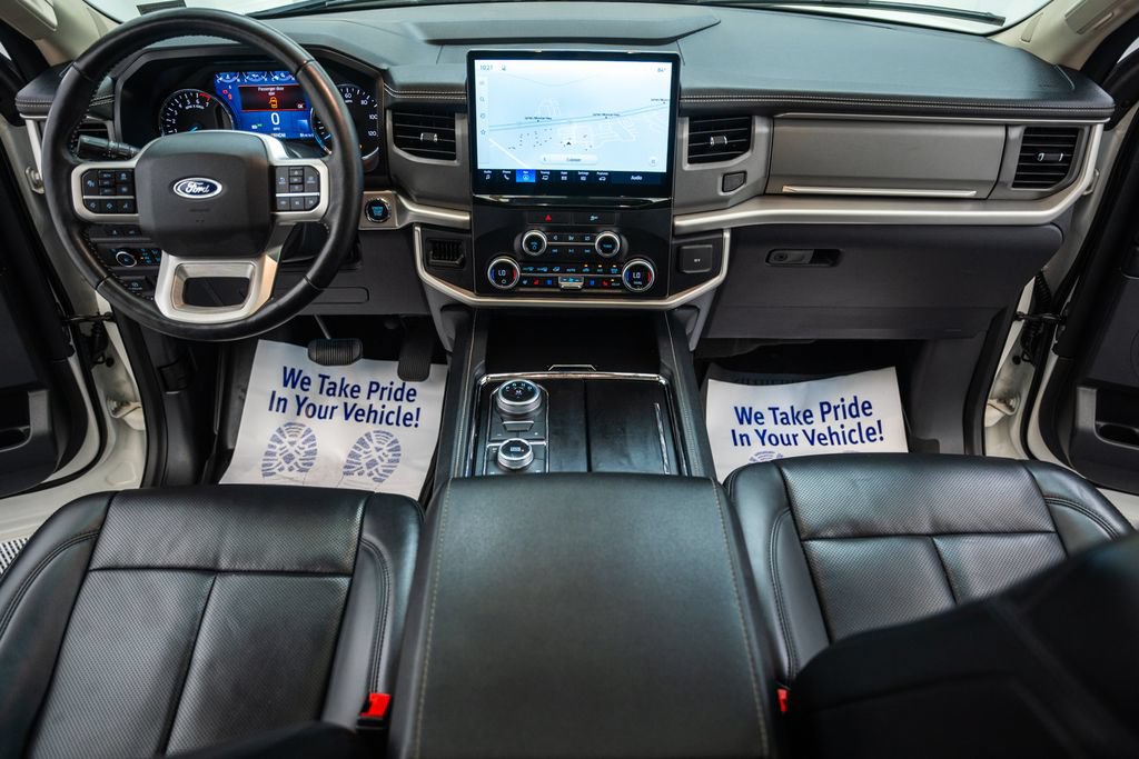 Used 2022 Ford Expedition XLT AWD/4WD image 24