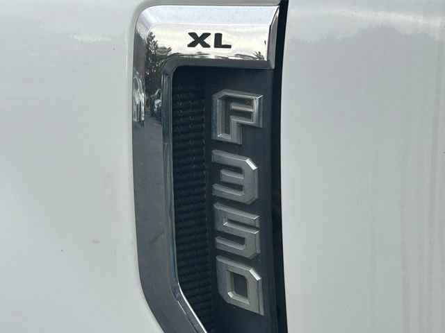 Used 2022 Ford F350 XL w/ Power Equipment Group AWD/4WD image 13