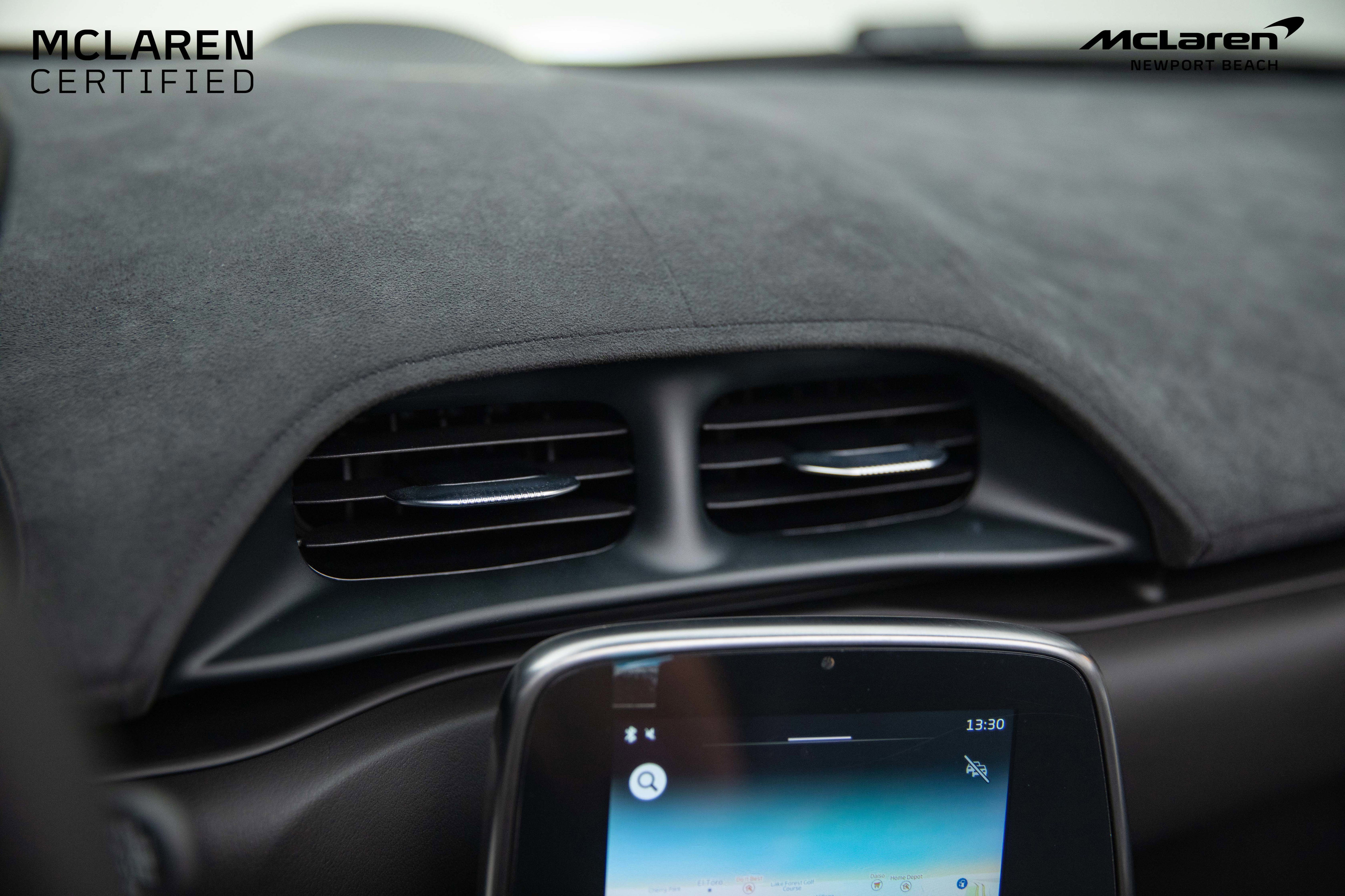 Used 2025 McLaren Artura Spider image 29