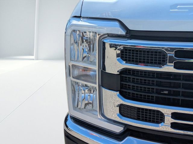 Used 2025 Ford F250 XLT image 7