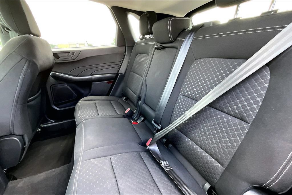 Used 2024 Ford Escape Active w/ Cold Weather Package FWD image 24