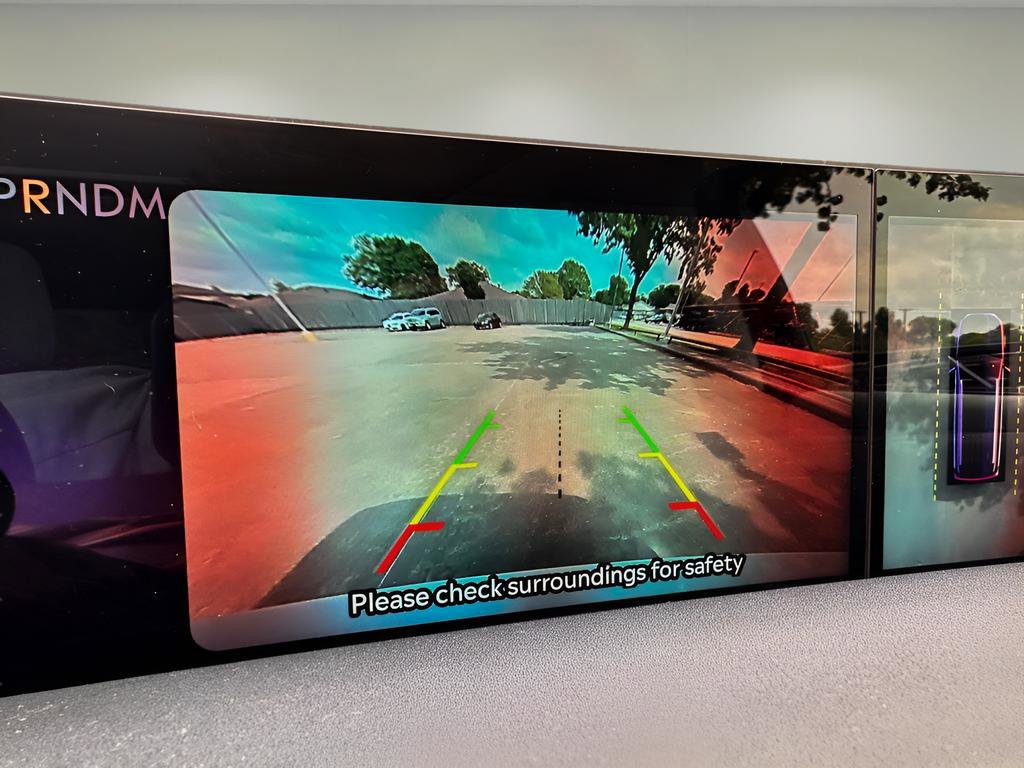 Used 2025 Lincoln Navigator L Reserve image 11