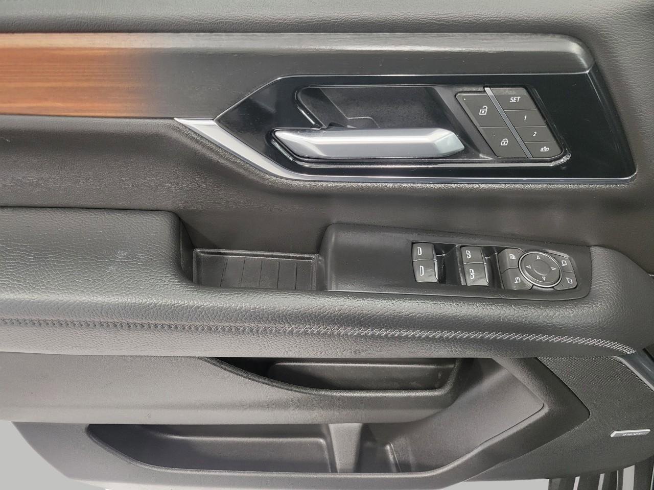 Certified 2025 GMC Yukon XL Denali image 28