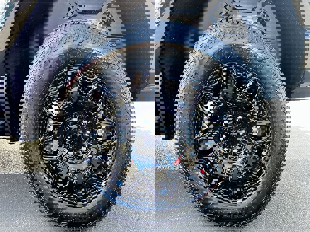 New 2025 GMC Hummer EV 2X image 26