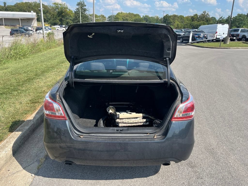 Used 2013 Nissan Altima 2.5 S FWD image 10