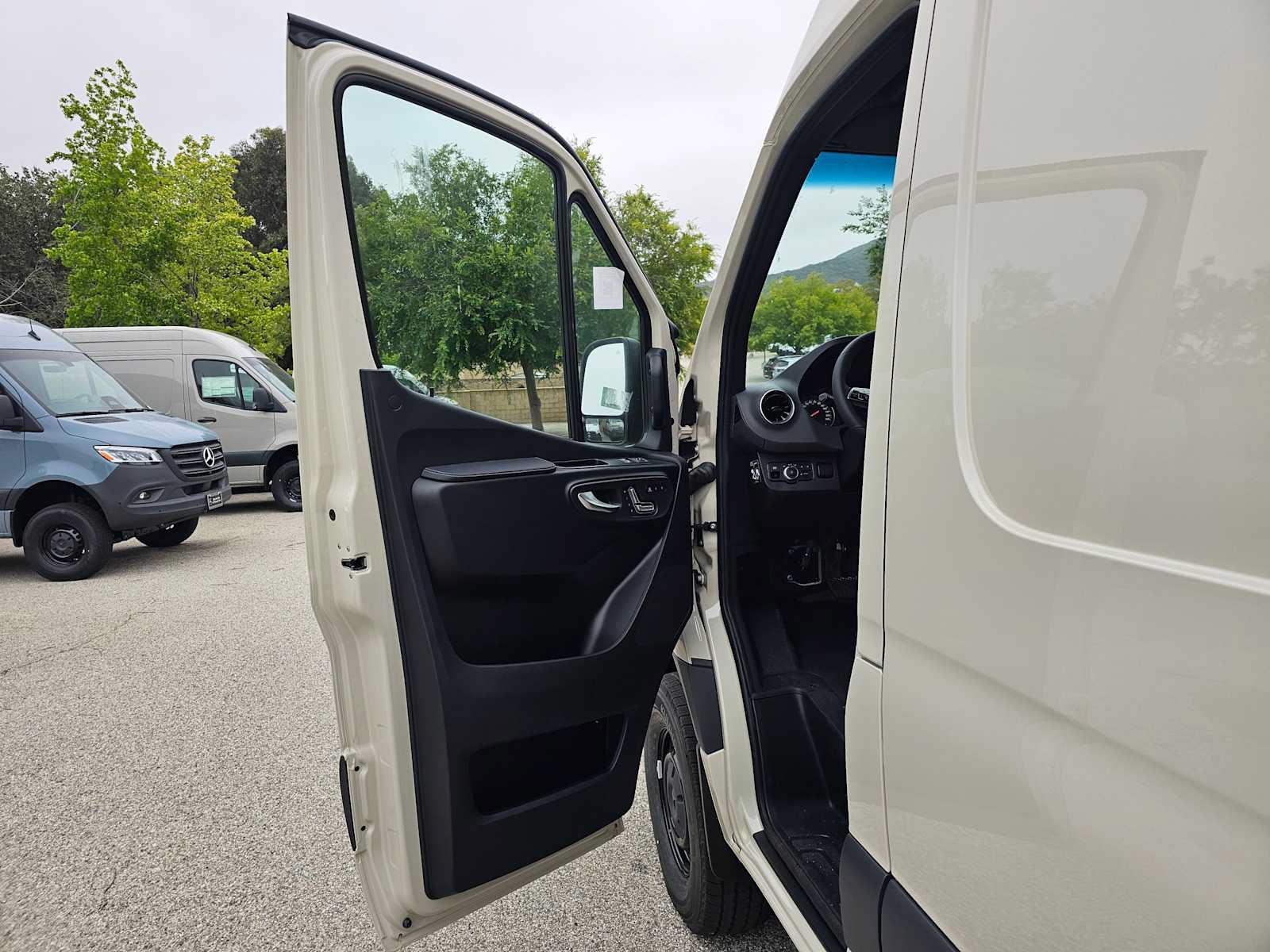 New 2026 Mercedes-Benz Sprinter 2500 image 19