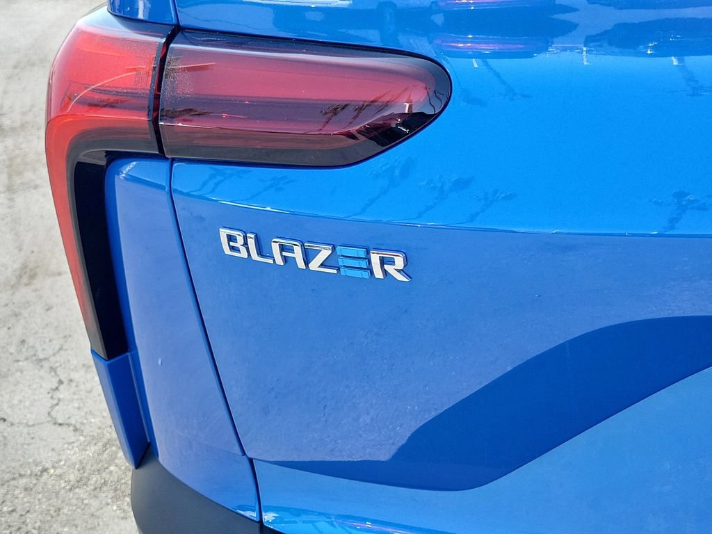 Used 2026 Chevrolet Blazer EV LT image 19