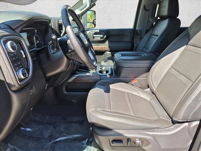 Used 2022 GMC Sierra 3500 Denali w/ Denali Ultimate Package AWD/4WD image 17