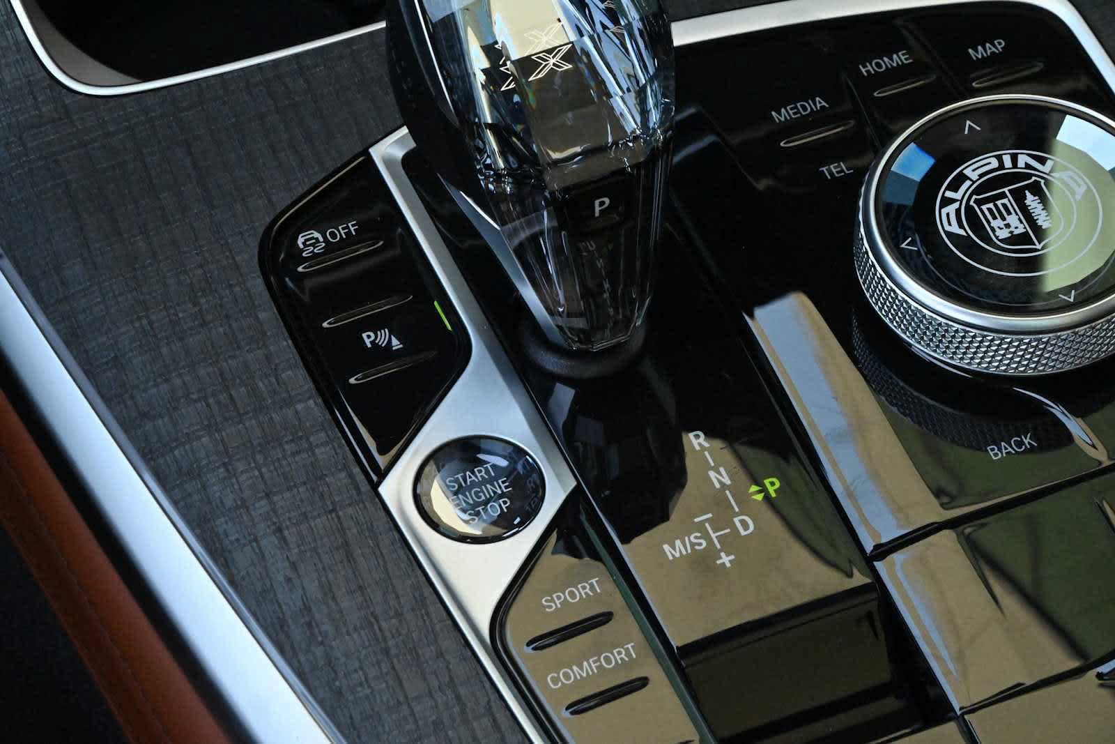 New 2026 BMW ALPINA XB7 AWD/4WD image 22