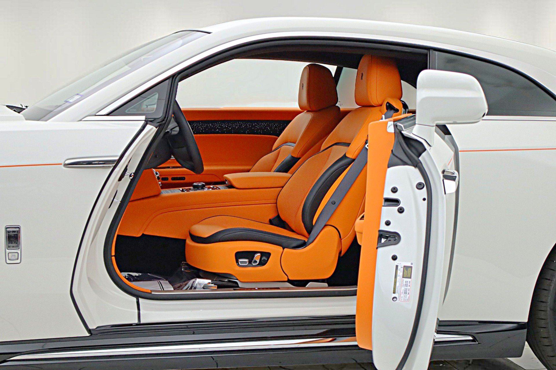 Used 2026 Rolls-Royce Spectre AWD/4WD image 5
