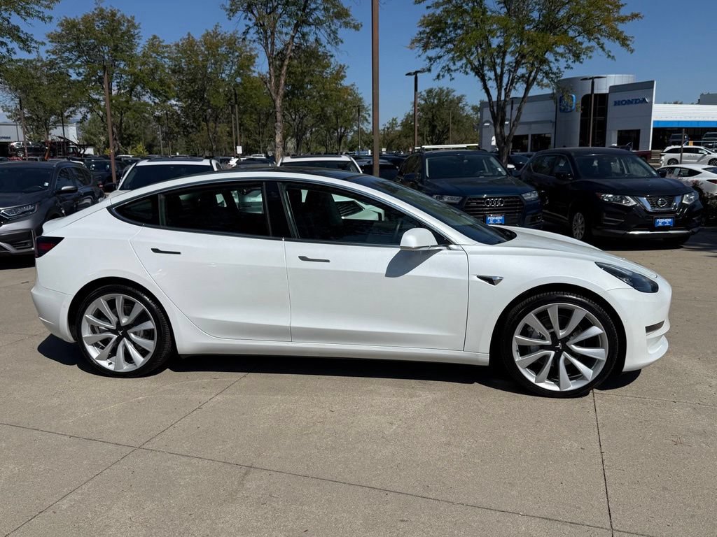 Used 2019 Tesla Model 3 Long Range AWD/4WD image 3