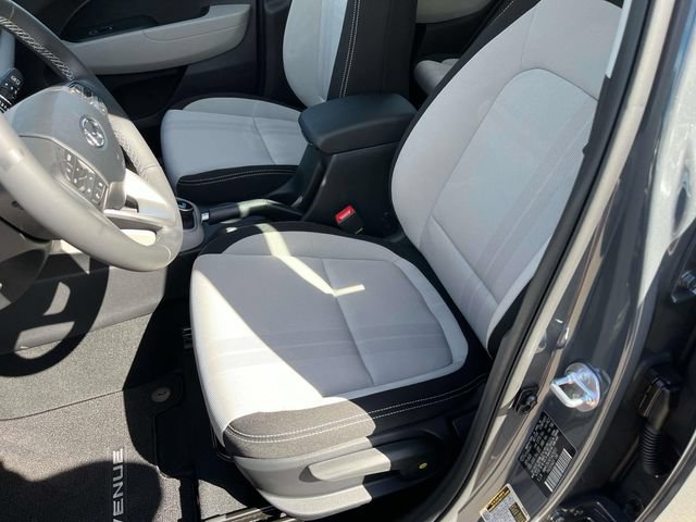 New 2026 Hyundai Venue SEL FWD image 22