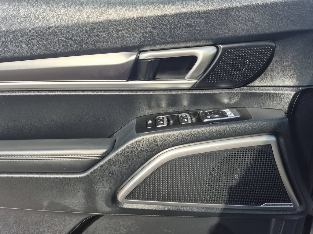 Used 2025 Kia Telluride S AWD/4WD image 7