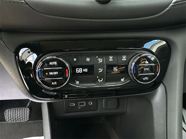 Used 2023 Buick Encore GX Select w/ Sport Touring Package image 26