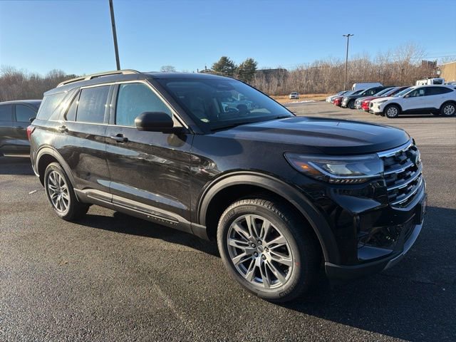 New 2026 Ford Explorer Active w/ Active Comfort Package AWD/4WD image 1