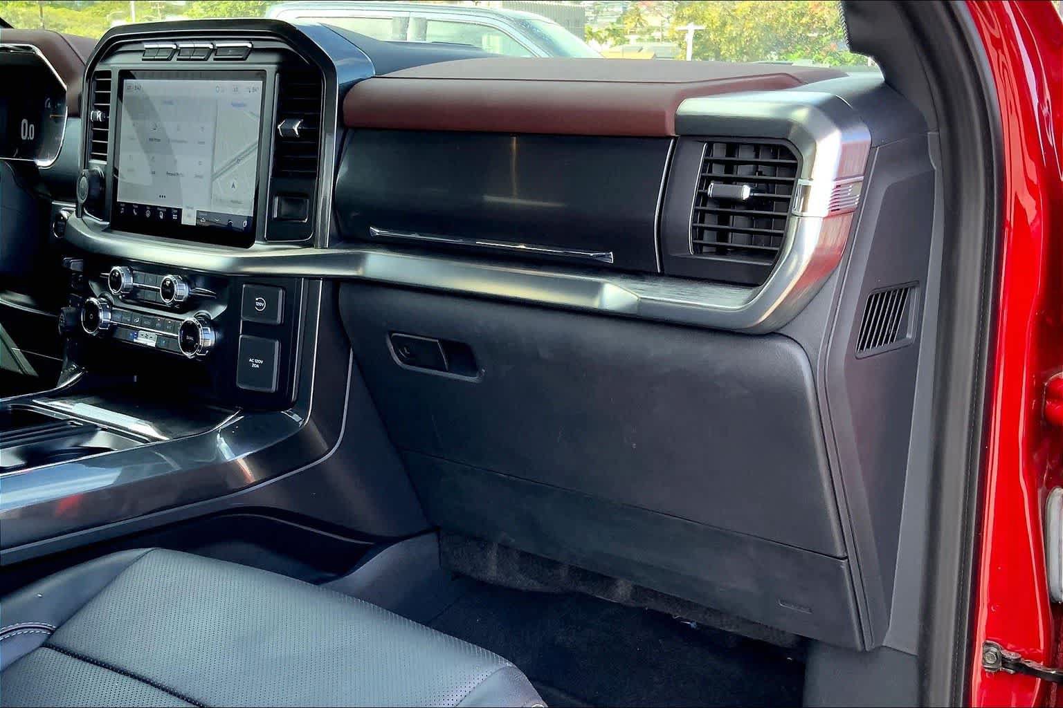Used 2023 Ford F150 Lariat AWD/4WD image 23