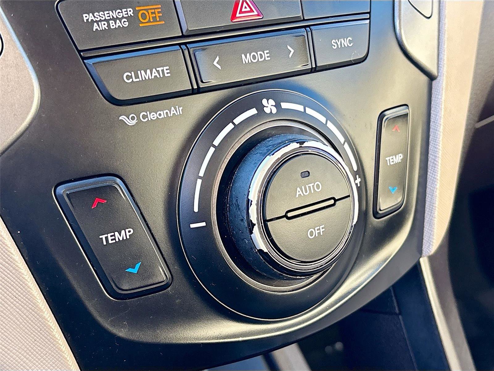 Used 2017 Hyundai Santa Fe Sport image 15