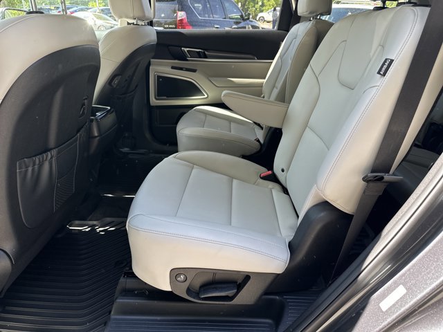 Certified 2024 Kia Telluride S w/ S Sunroof Package AWD/4WD image 26