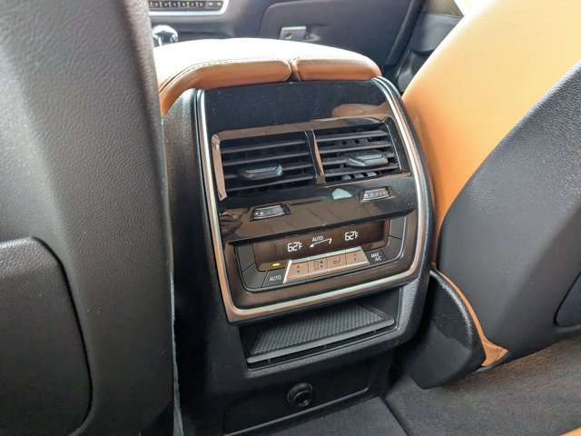 Used 2022 BMW X5 sDrive40i w/ Premium Package image 17