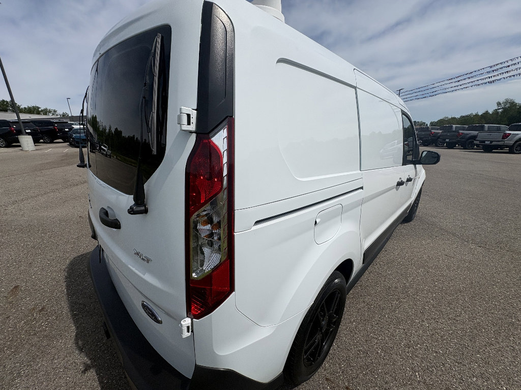 Used 2020 Ford Transit Connect XLT FWD image 5