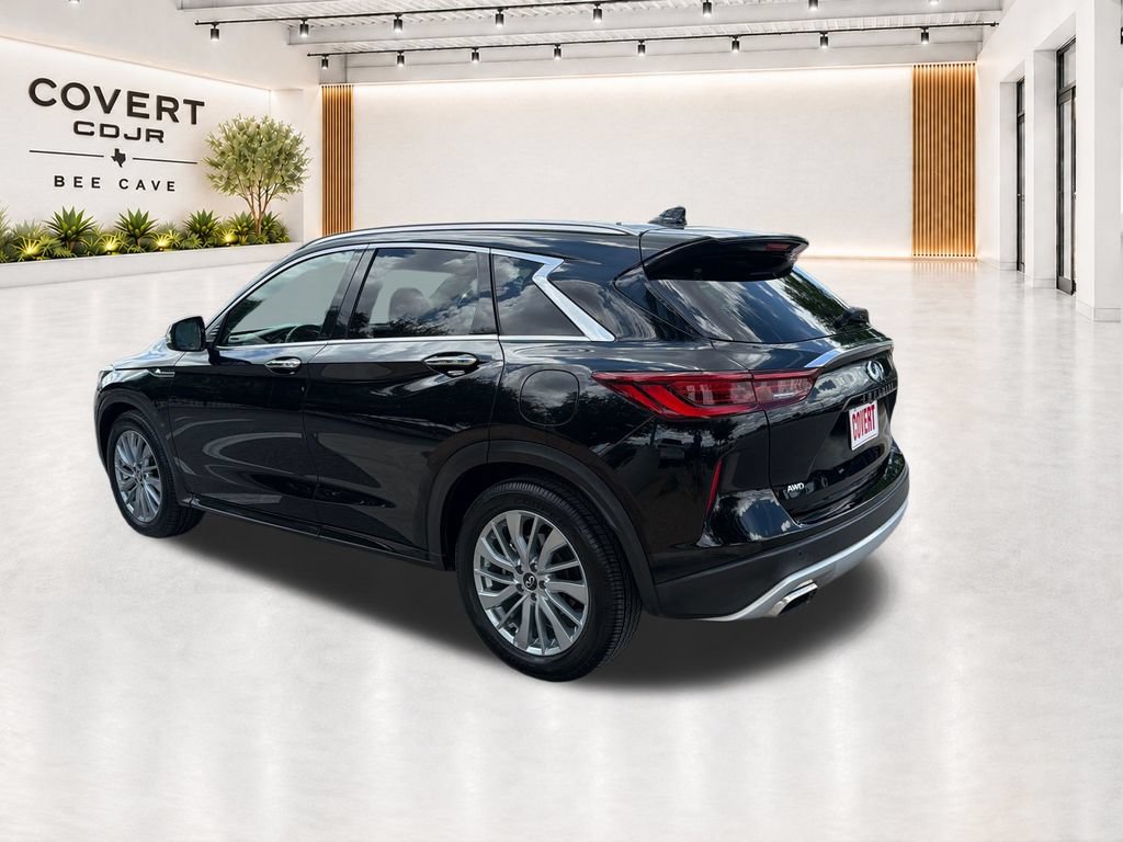 Used 2024 INFINITI QX50 Luxe AWD/4WD image 9
