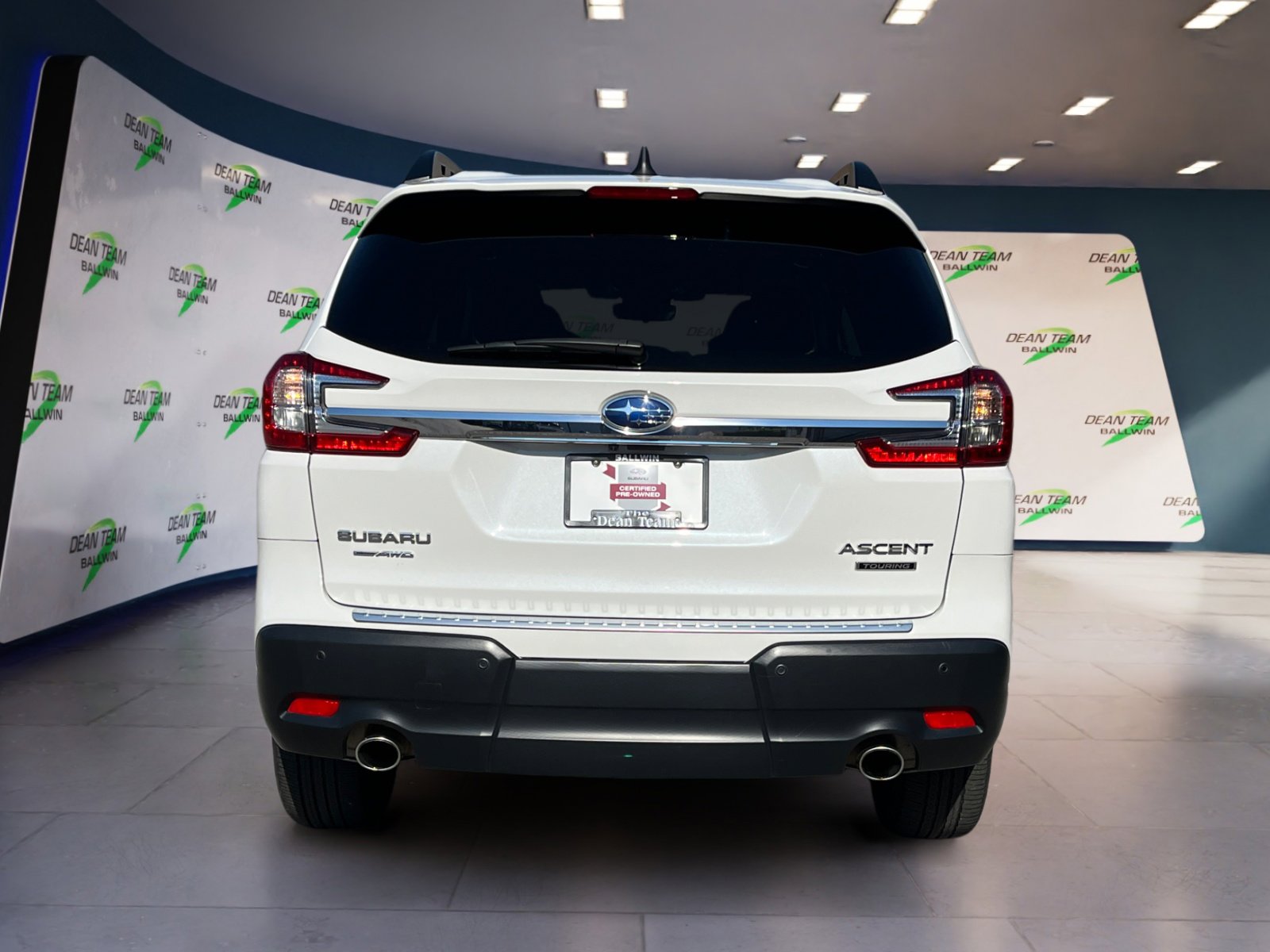Certified 2024 Subaru Ascent Touring AWD/4WD image 7
