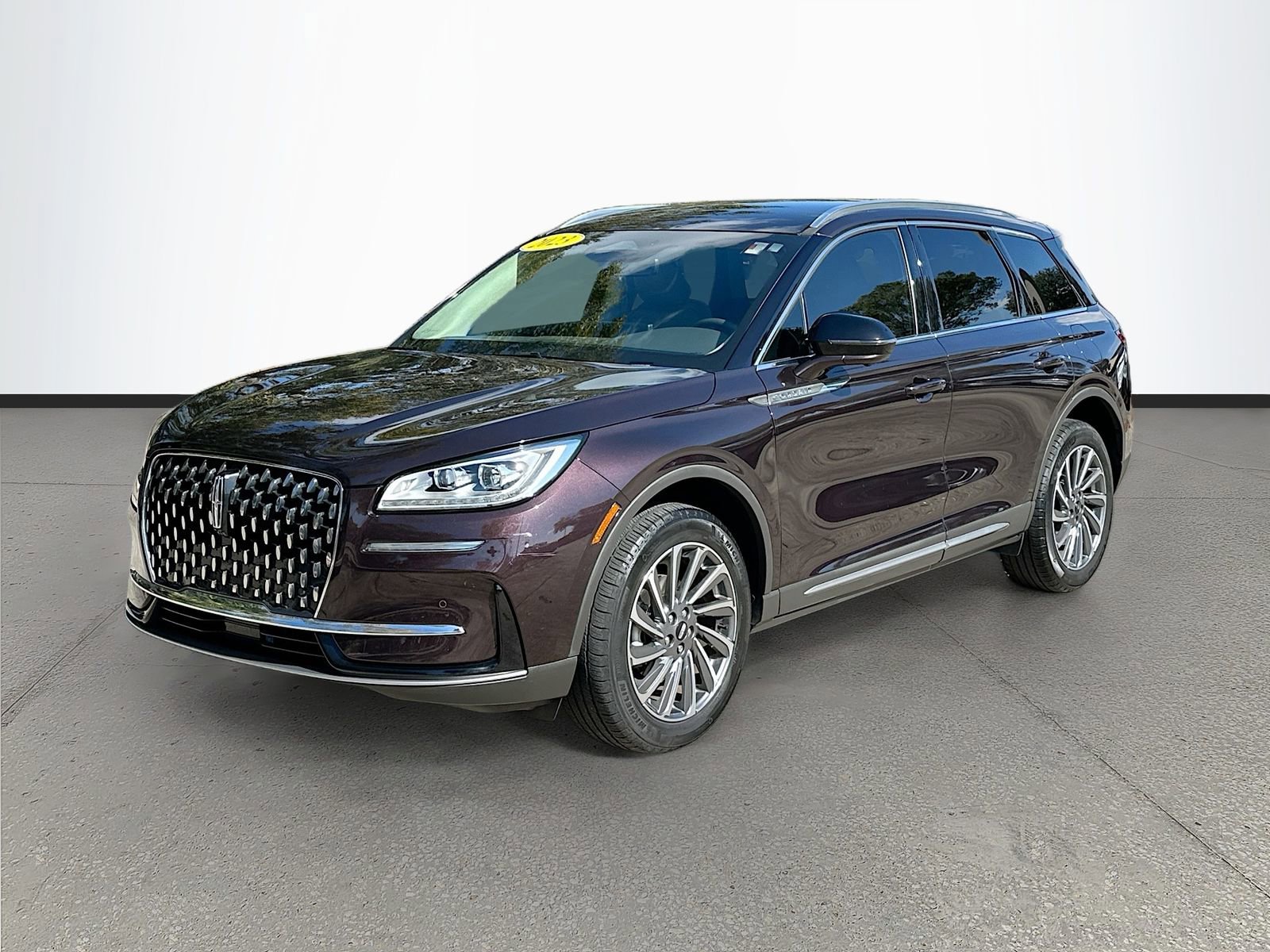 Used 2023 Lincoln Corsair Reserve w/ Equipment Group 201A image 3