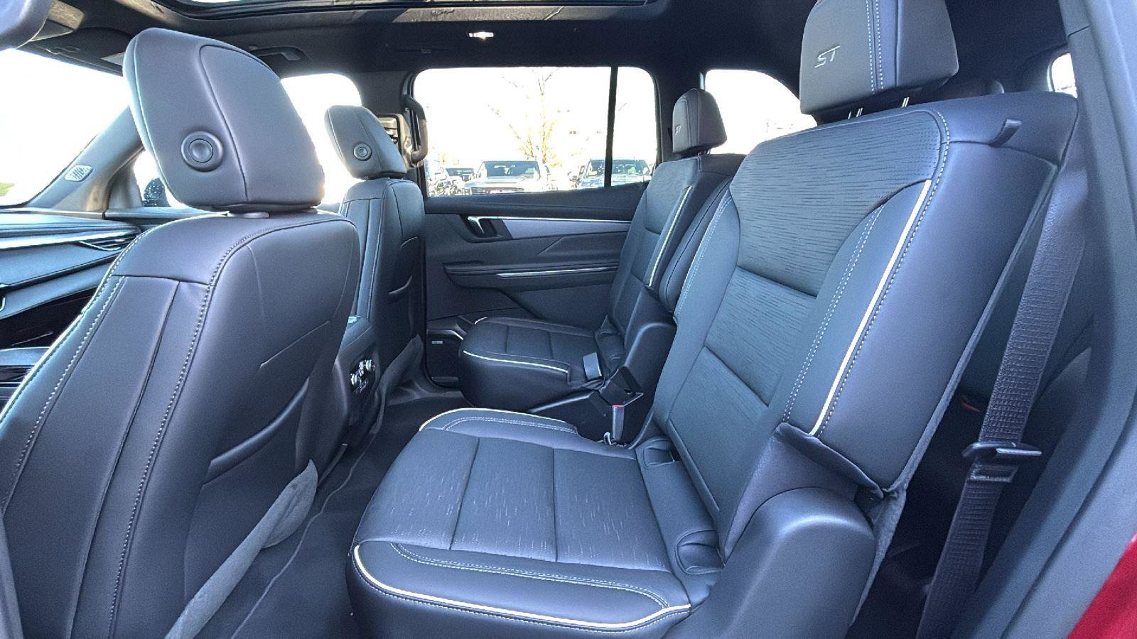 New 2025 Buick Enclave Sport Touring w/ Power Package image 29