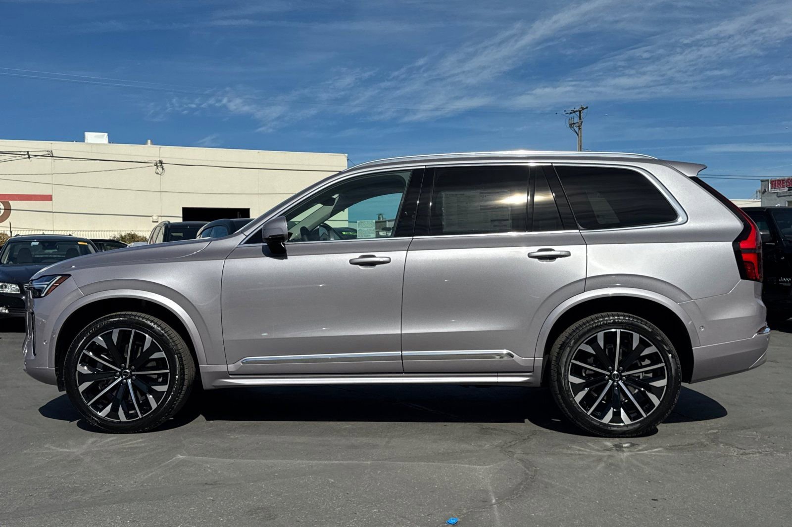 New 2026 Volvo XC90 B5 Plus w/ Protection Package image 5