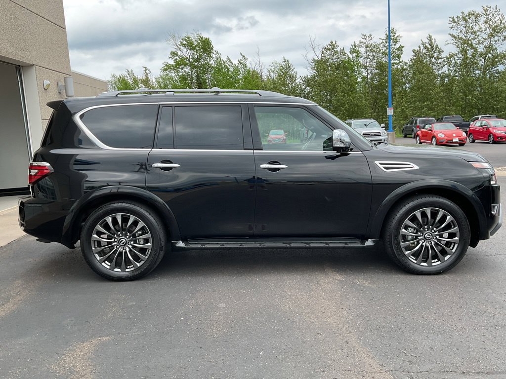 Used 2023 Nissan Armada Platinum w/ Cargo Package AWD/4WD image 4