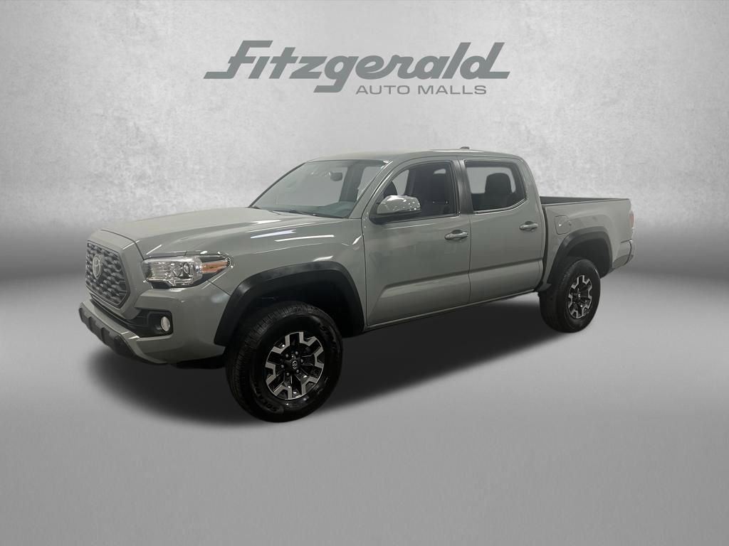 Used 2022 Toyota Tacoma TRD Off-Road image 1