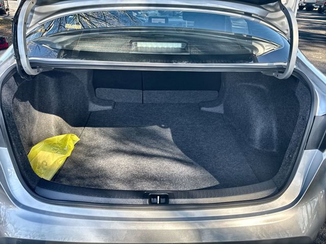 Used 2025 Toyota Corolla SE image 31