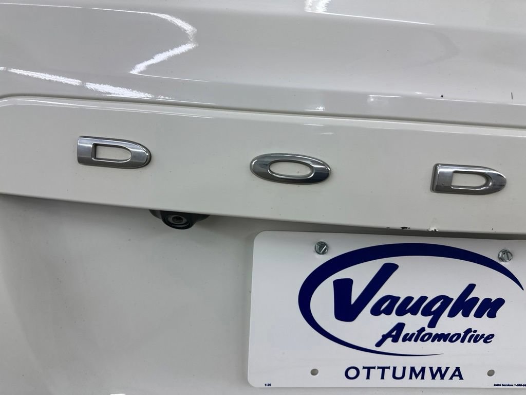 Used 2012 Dodge Grand Caravan SXT w/ Entertainment Group 1 FWD image 18