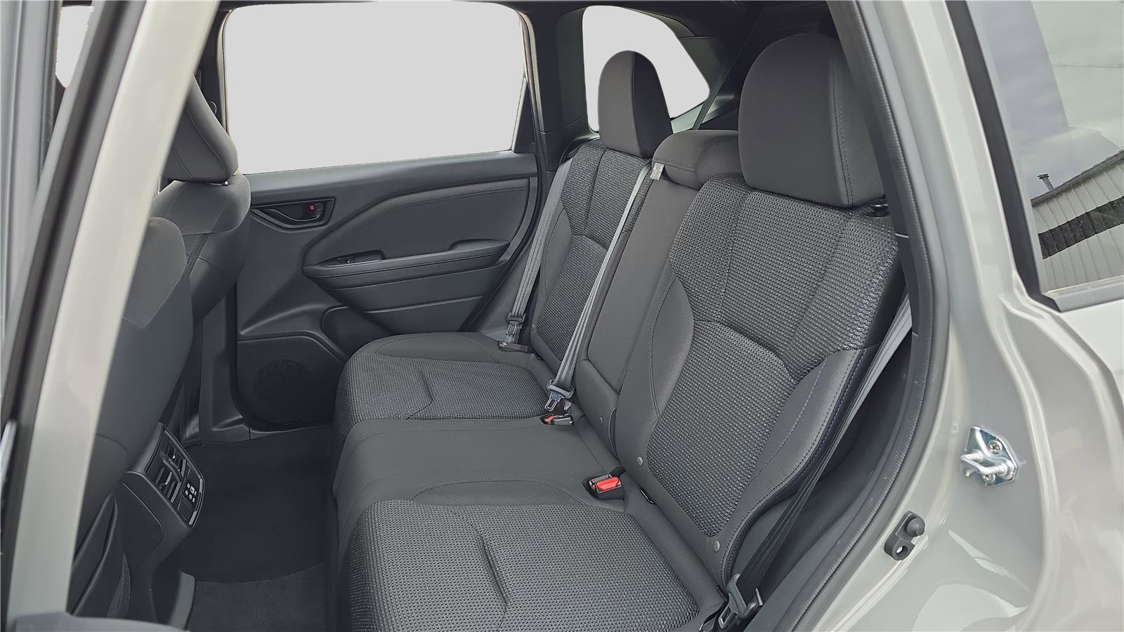 Used 2025 Subaru Forester Premium w/ Convenience Package #1 image 18